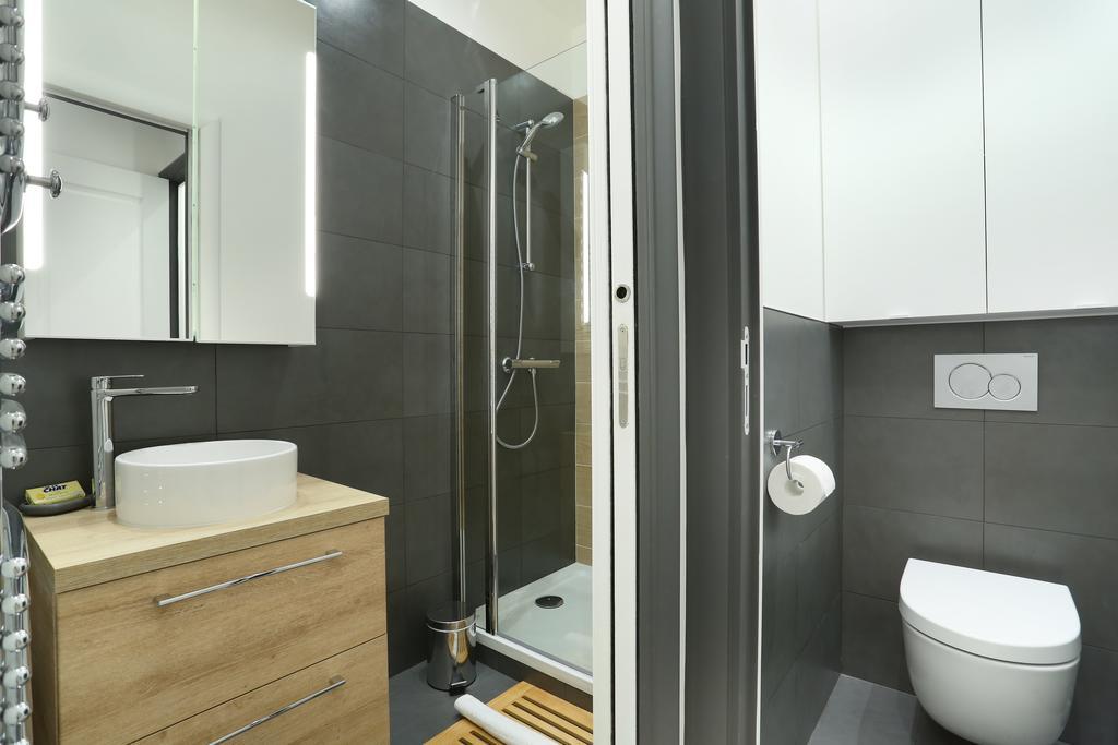 Rent A Room - Residence Blanche Paris Exterior photo