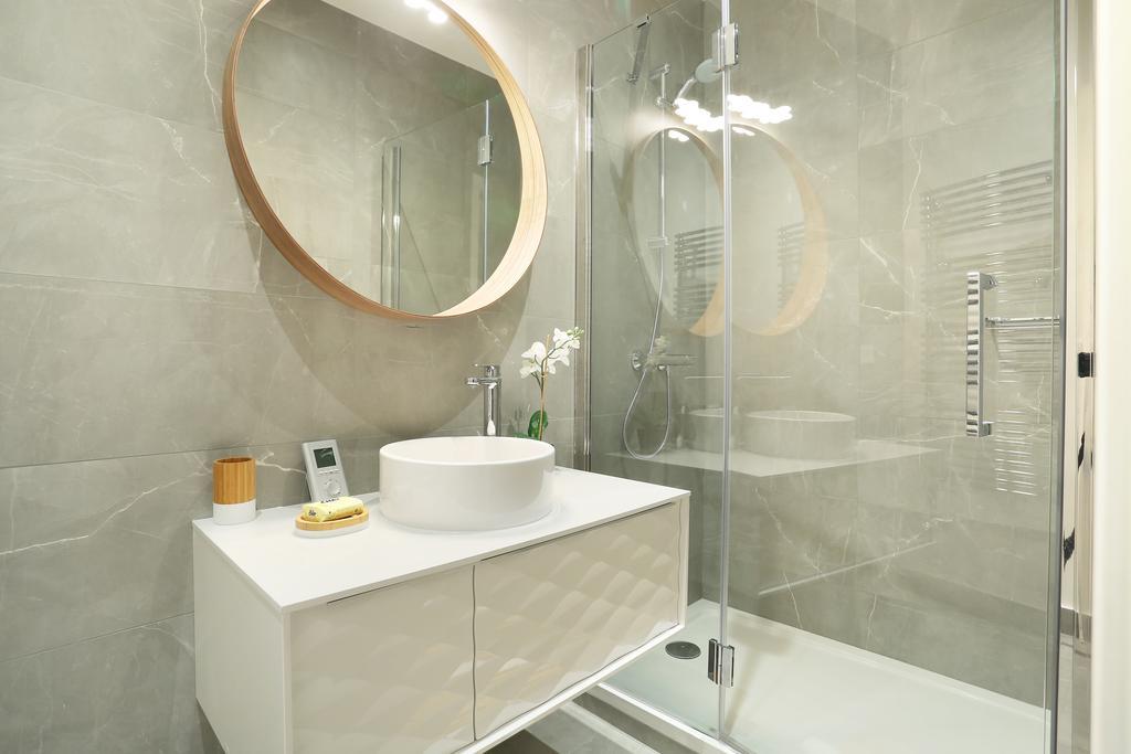 Rent A Room - Residence Blanche Paris Exterior photo