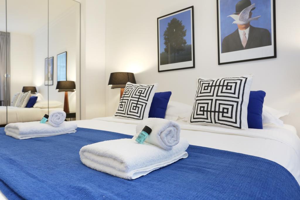 Rent A Room - Residence Blanche Paris Exterior photo