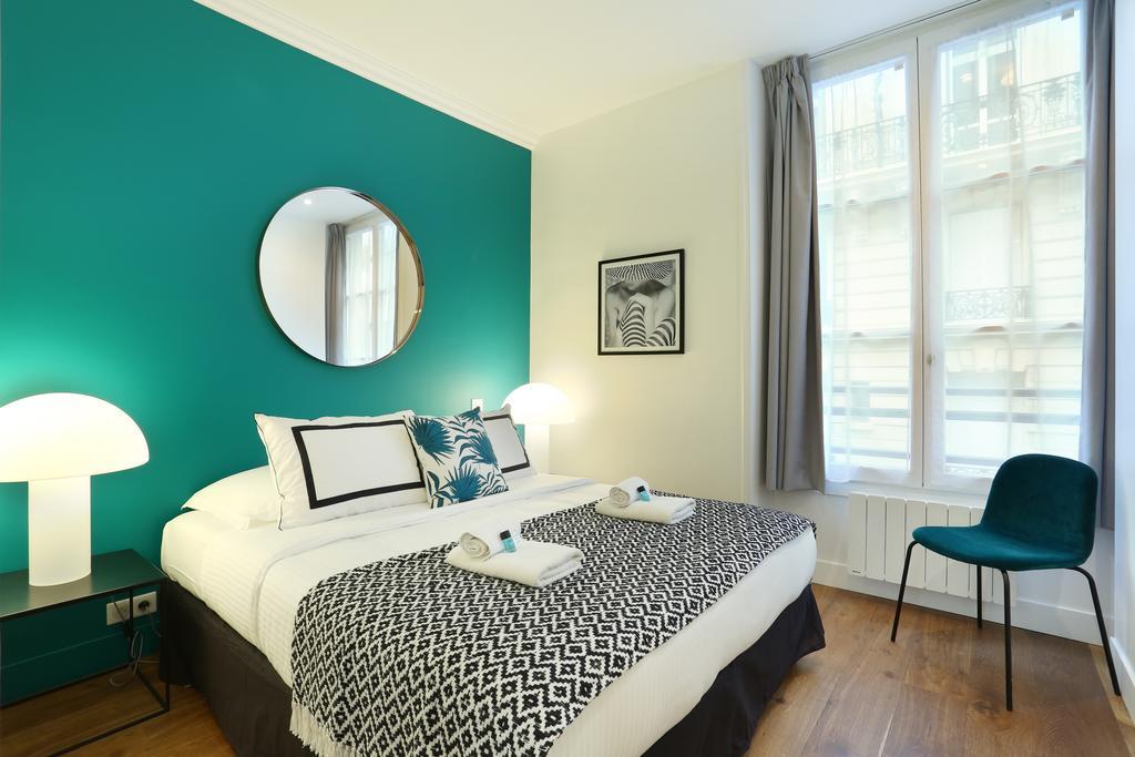 Rent A Room - Residence Blanche Paris Exterior photo