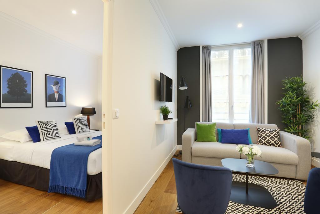 Rent A Room - Residence Blanche Paris Exterior photo