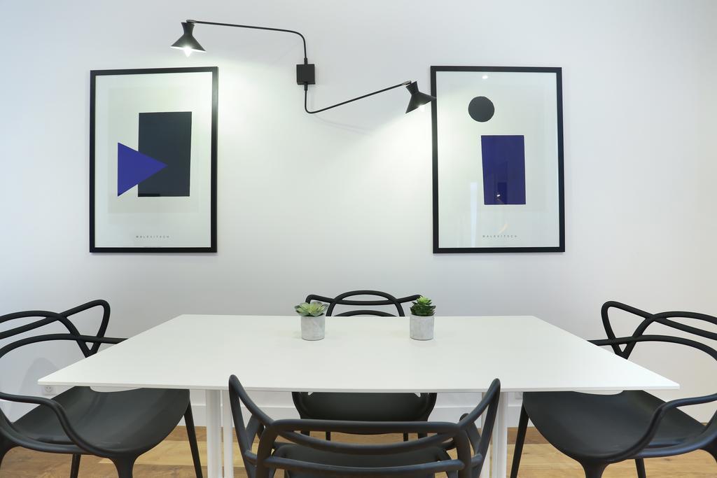 Rent A Room - Residence Blanche Paris Exterior photo