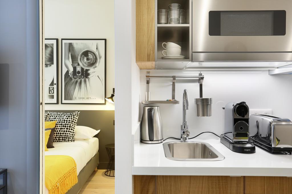 Rent A Room - Residence Blanche Paris Exterior photo