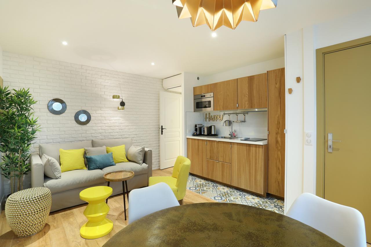 Rent A Room - Residence Blanche Paris Exterior photo