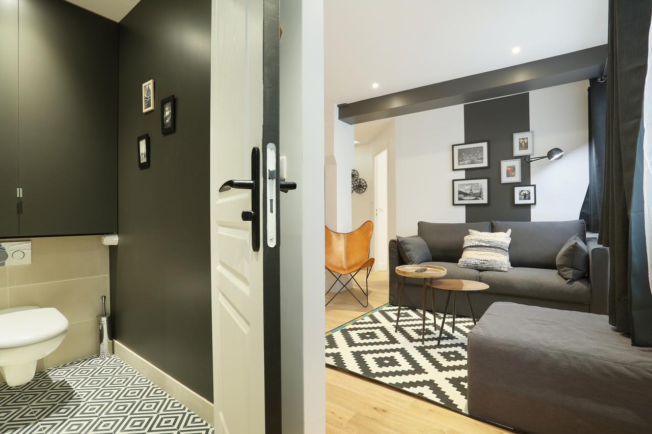 Rent A Room - Residence Blanche Paris Exterior photo